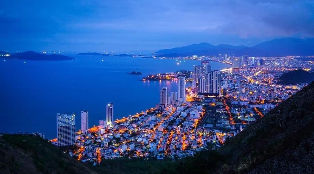 Khach San Flower Sky Nha Trang Eksteriør billede
